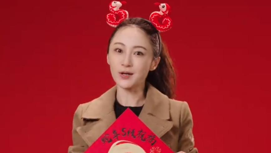 新澳门开特马,甲亢哥被三折叠手机惊艳：这是电脑,成语解释落实可能存在的问题_入门版V4.71